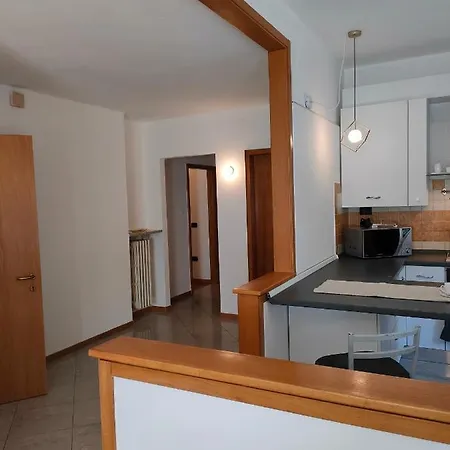Marconi 33a Apartment *